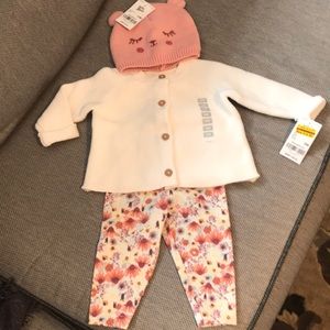 Brand new Carter’s baby b,gosh sweater, leggings and hat